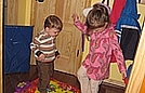 Ricky and Savannah are dancing to the WigglesÂ´